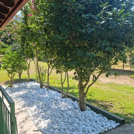 Small Heaven Of Privacy And Tranquility In Milies בית נופש סטאברוס