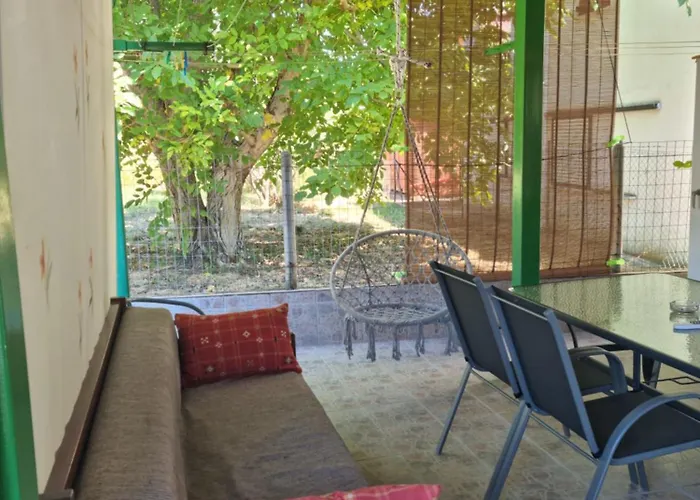 Small Heaven Of Privacy And Tranquility In Milies