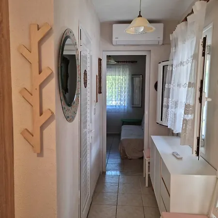 Small Heaven Of Privacy And Tranquility In Milies Ferienhaus *