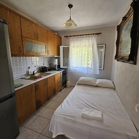 Small Heaven Of Privacy And Tranquility In Milies * Stavros (Thessaloniki)