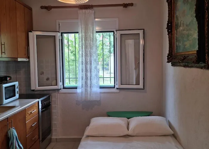 Small Heaven Of Privacy And Tranquility In Milies 度假居 *