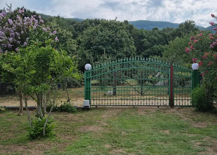 度假居 Small Heaven Of Privacy And Tranquility In Milies 斯塔夫罗斯